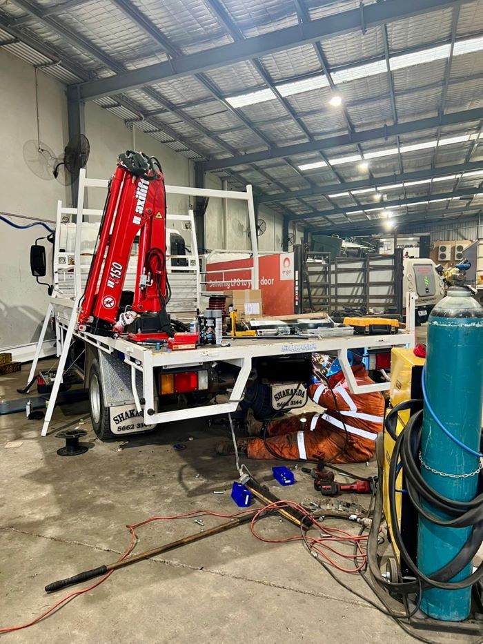 Sartori's Mechanical Services fitted a Maxilift Standard crane to a customer's truck in North Geelong